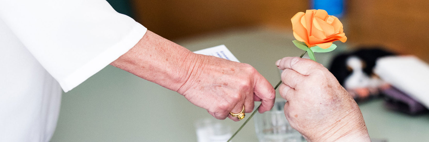 Un geste, une présence, un soutien